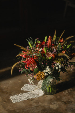 Merry & Bright Blossoms