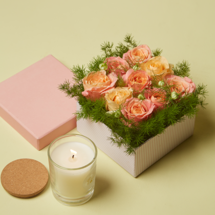 Gift Box, Exclusive Collection, Fresh Roses, Scented Candle